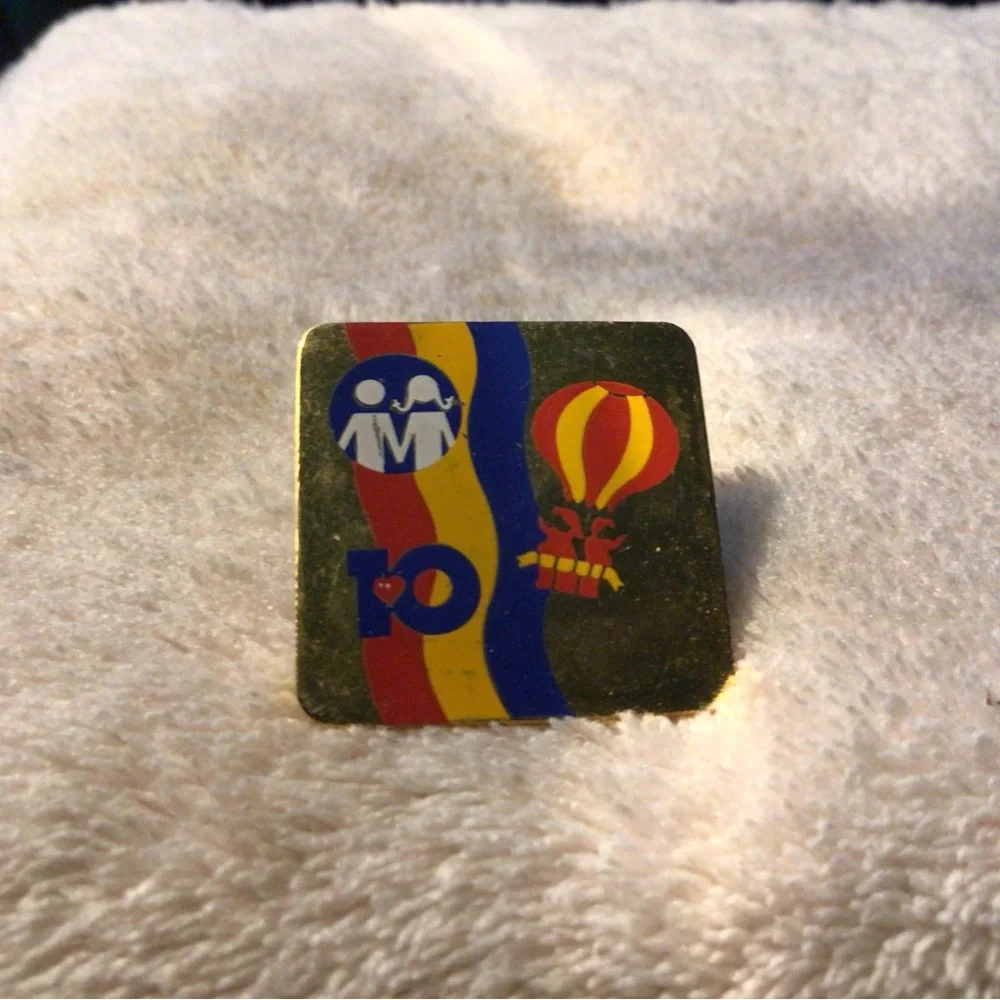 Kids Colorful Hot Air Balloon Gold-Tone Square Pin